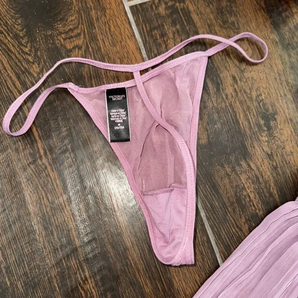 Victoria’s Secret Lavender Lace Babydoll Nightie Set– Size M
